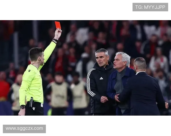 卡西利亚斯罕见回应穆里尼奥或回归皇马